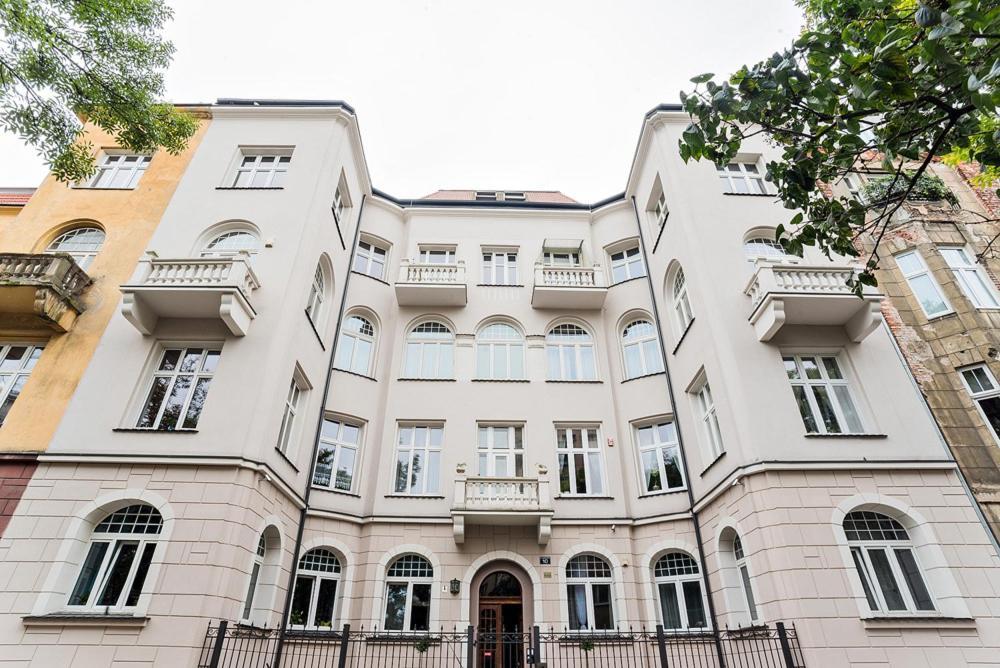 Modern Rooms In City Center Krasków Eksteriør bilde